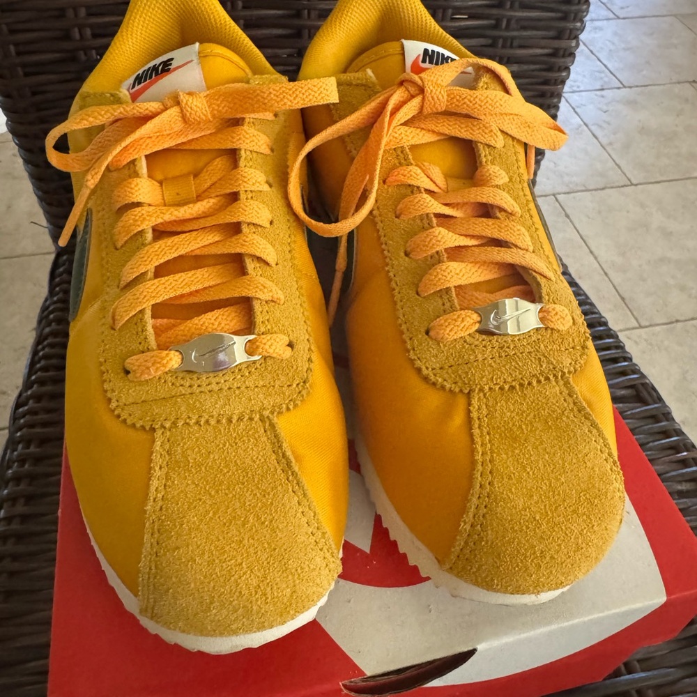 Nike Women's Sneakers in Vibrant Yellow